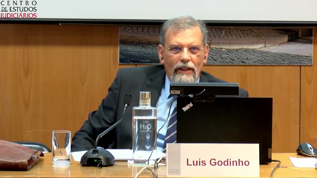  Matéria de facto, de direito, conclusiva e apreciação crítica da prova.