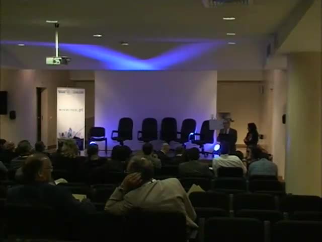 F�rum sobre a governa��o da Internet - Pedro Veiga ( Presidente da ISOC Portugal) e Ana Cristina Neves (Diretora de Departamento, Sociedade da Informa��o, FCT)