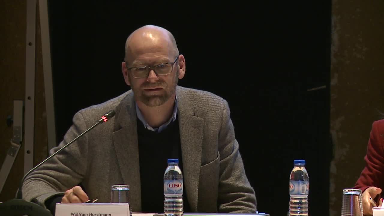 Open Up - OPENing UP new methods, indicators and tools for peer review, ...